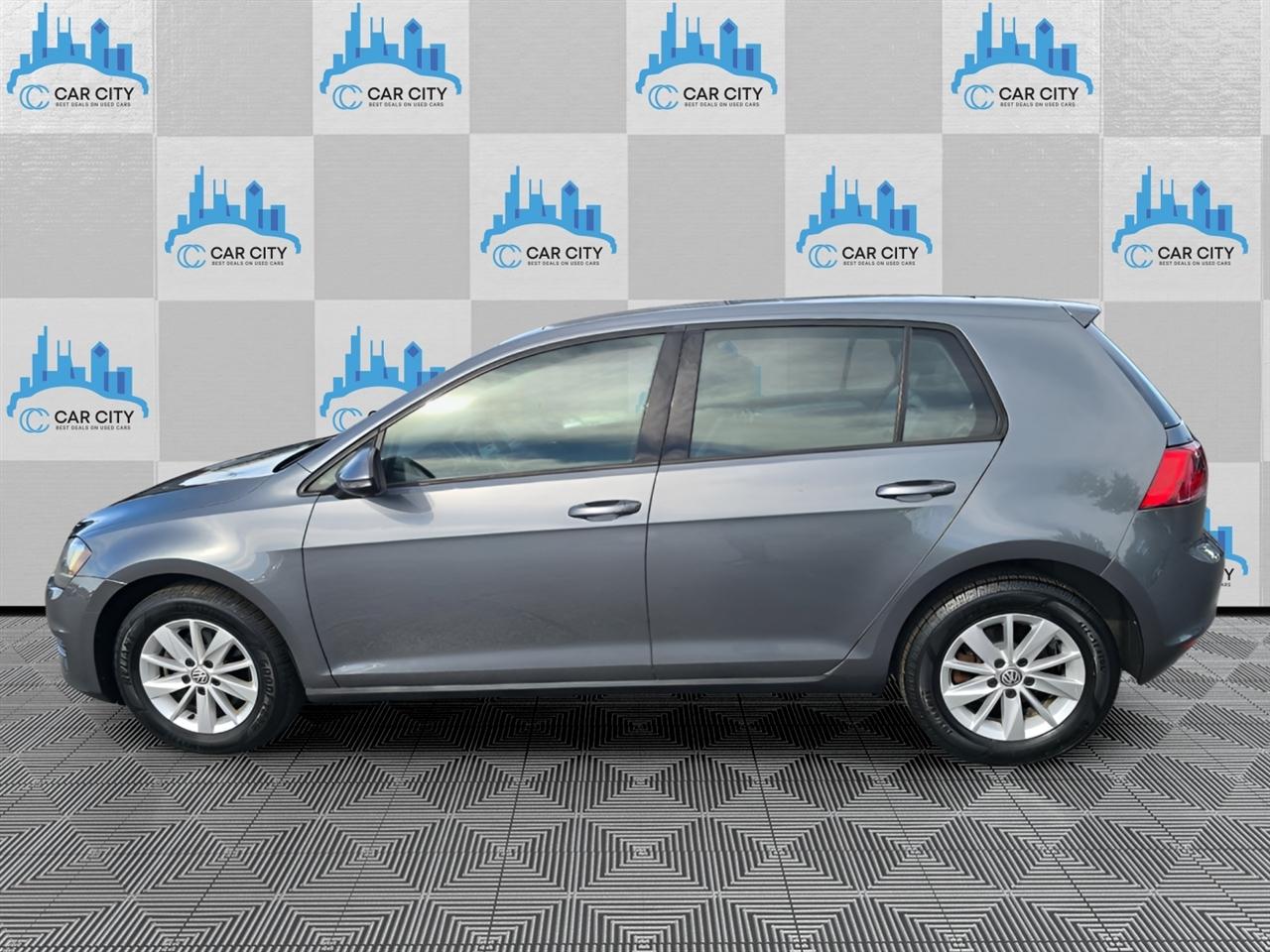 Volkswagen Golf TSI S 6A 2015