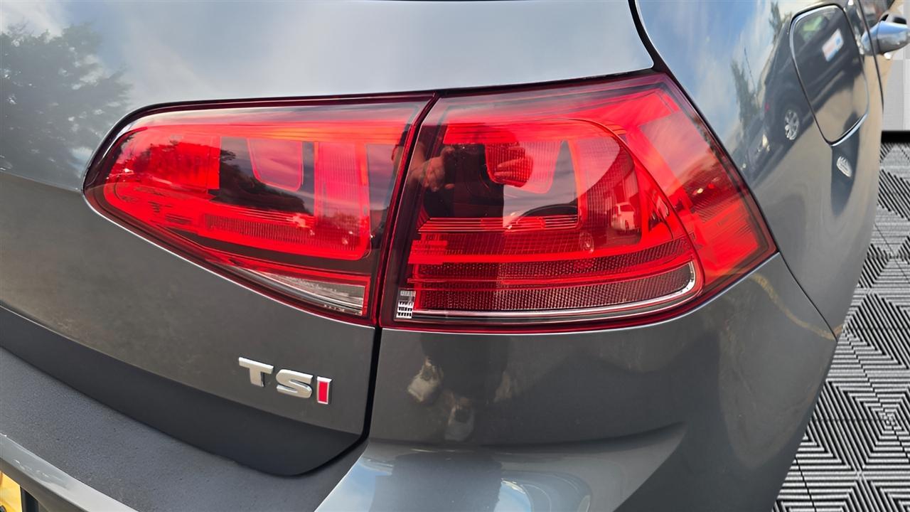 Volkswagen Golf TSI S 6A 2015