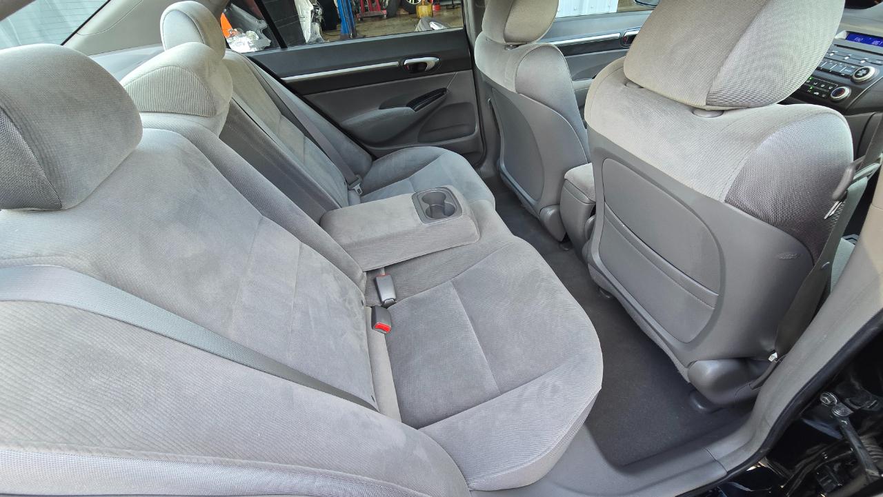 Honda Civic EX Sedan AT with Navigation 2008
