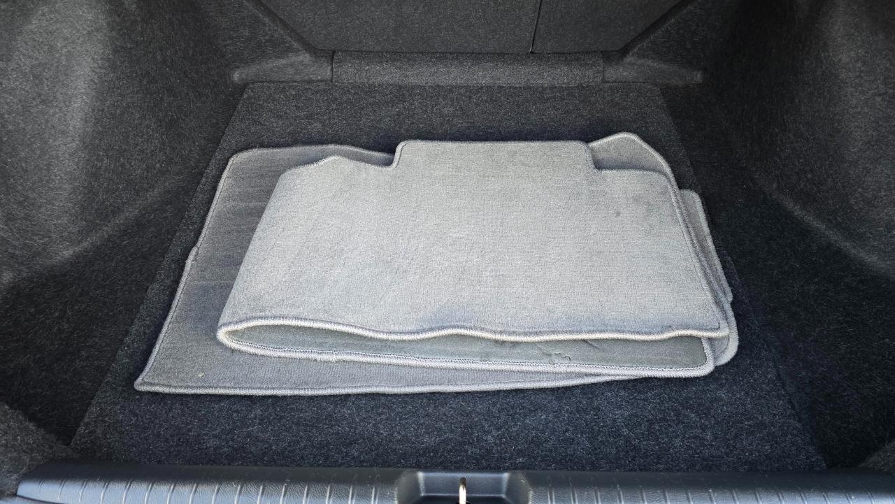 Honda Civic EX Sedan AT with Navigation 2008