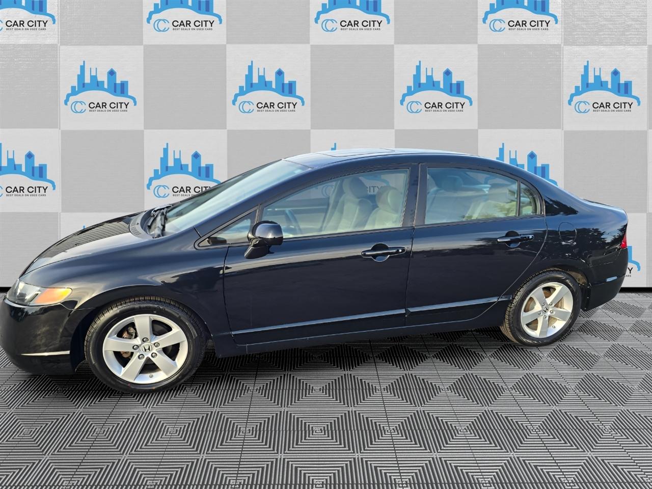 Honda Civic EX Sedan AT with Navigation 2008