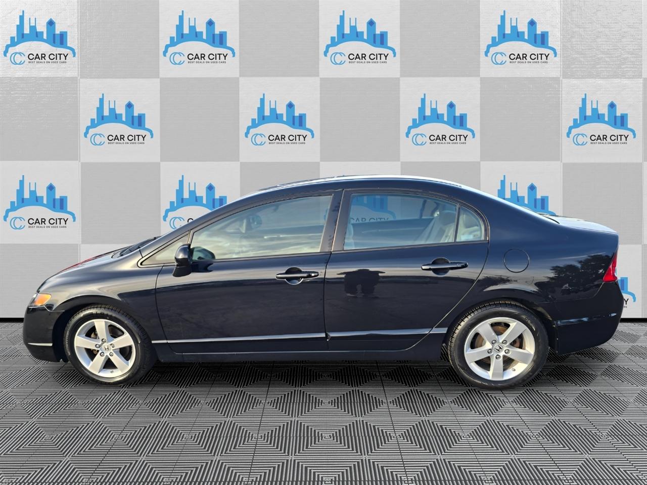 Honda Civic EX Sedan AT with Navigation 2008
