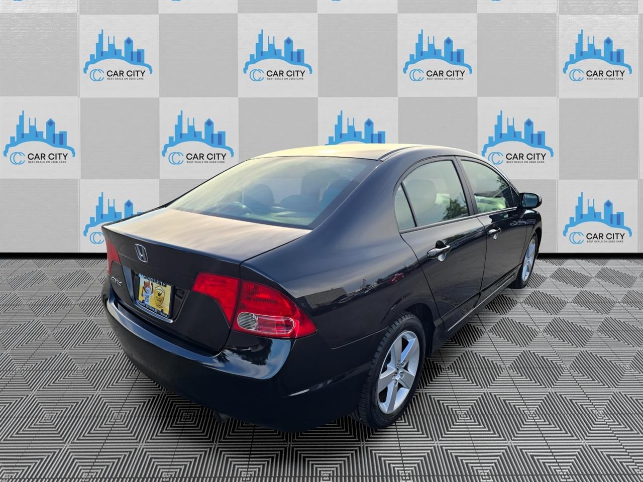 Honda Civic EX Sedan AT with Navigation 2008
