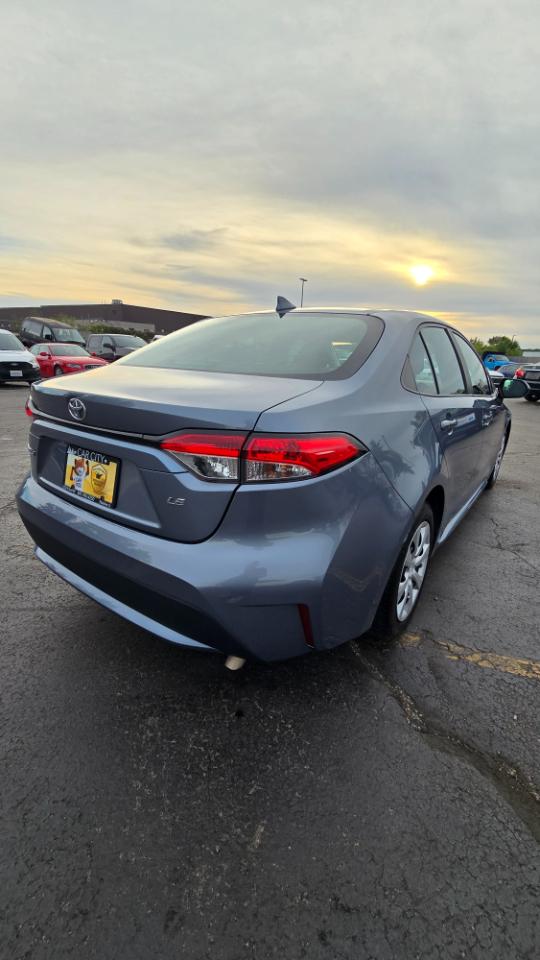 Toyota Corolla LE 2022