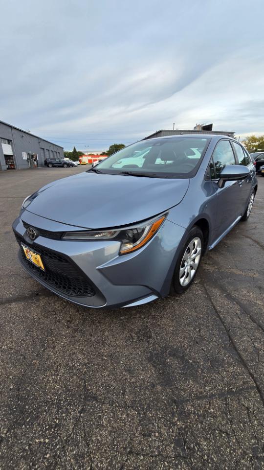 Toyota Corolla LE 2022