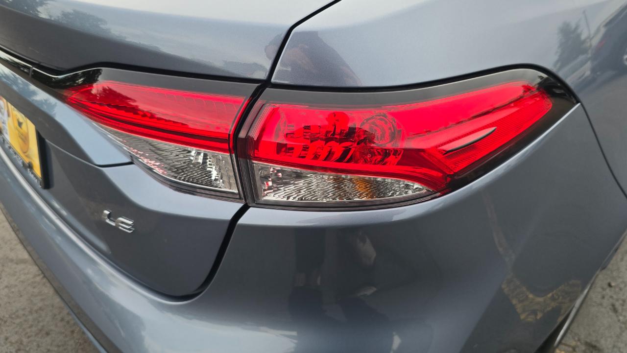 Toyota Corolla LE 2022
