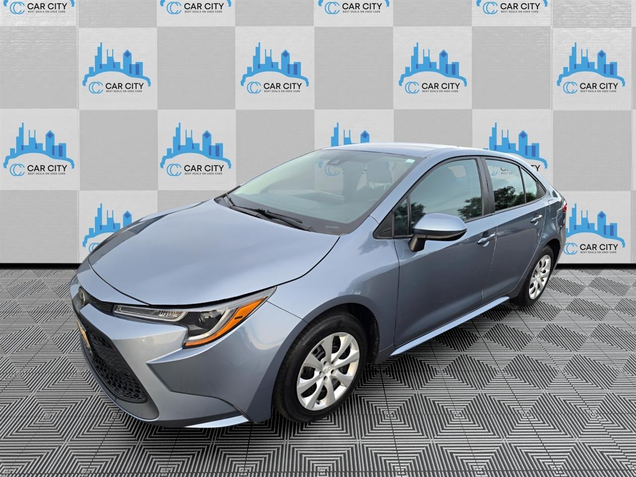 Toyota Corolla LE 2022