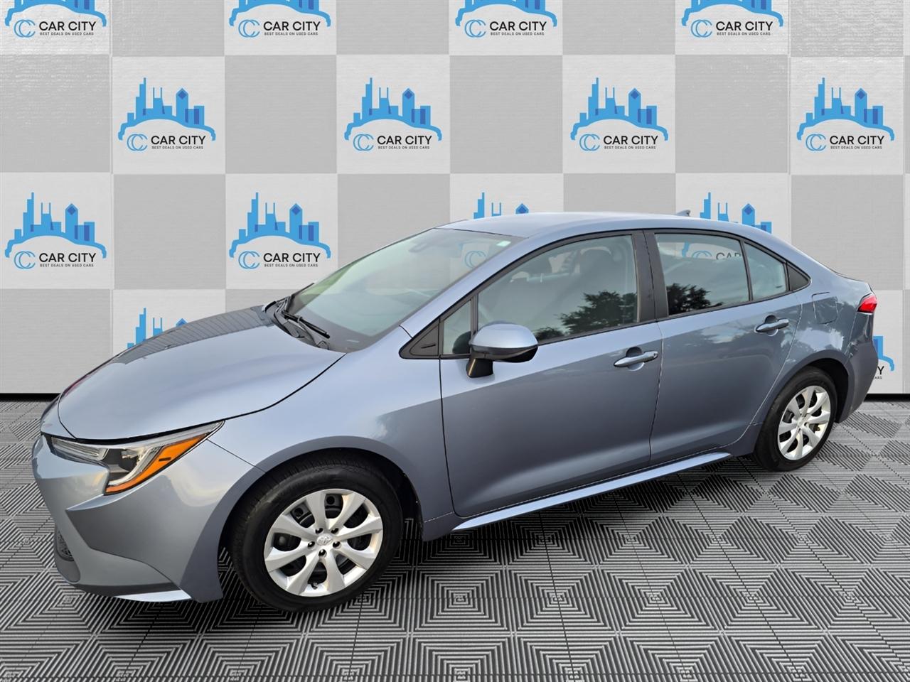 Toyota Corolla LE 2022