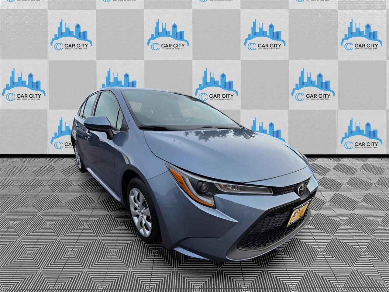 Toyota Corolla LE 2022