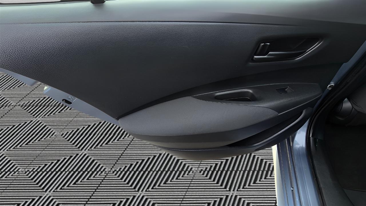 Toyota Corolla LE 2022