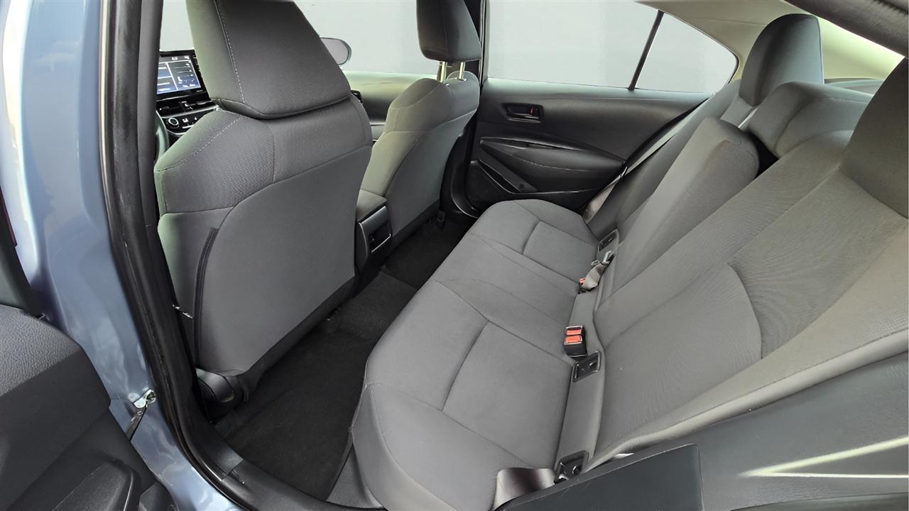 Toyota Corolla LE 2022