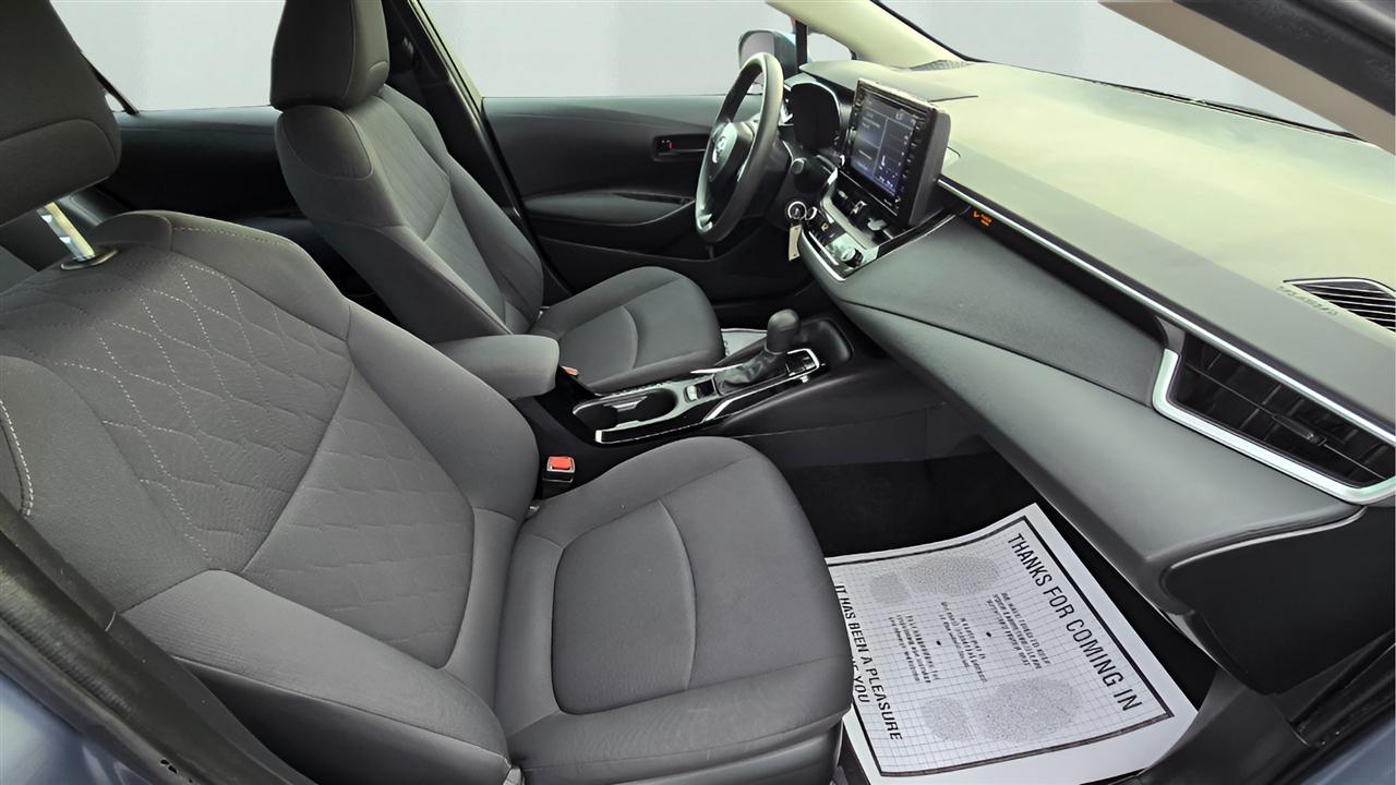 Toyota Corolla LE 2022