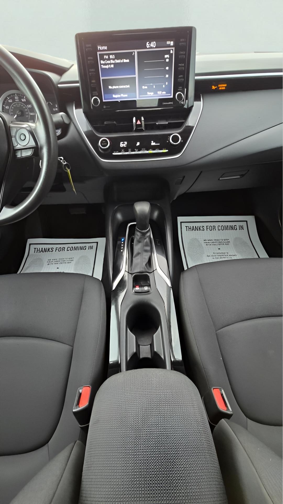 Toyota Corolla LE 2022