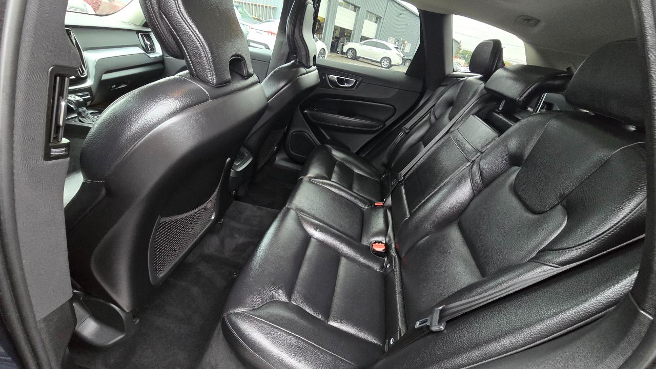 Volvo XC60 T6 Momentum AWD 2020