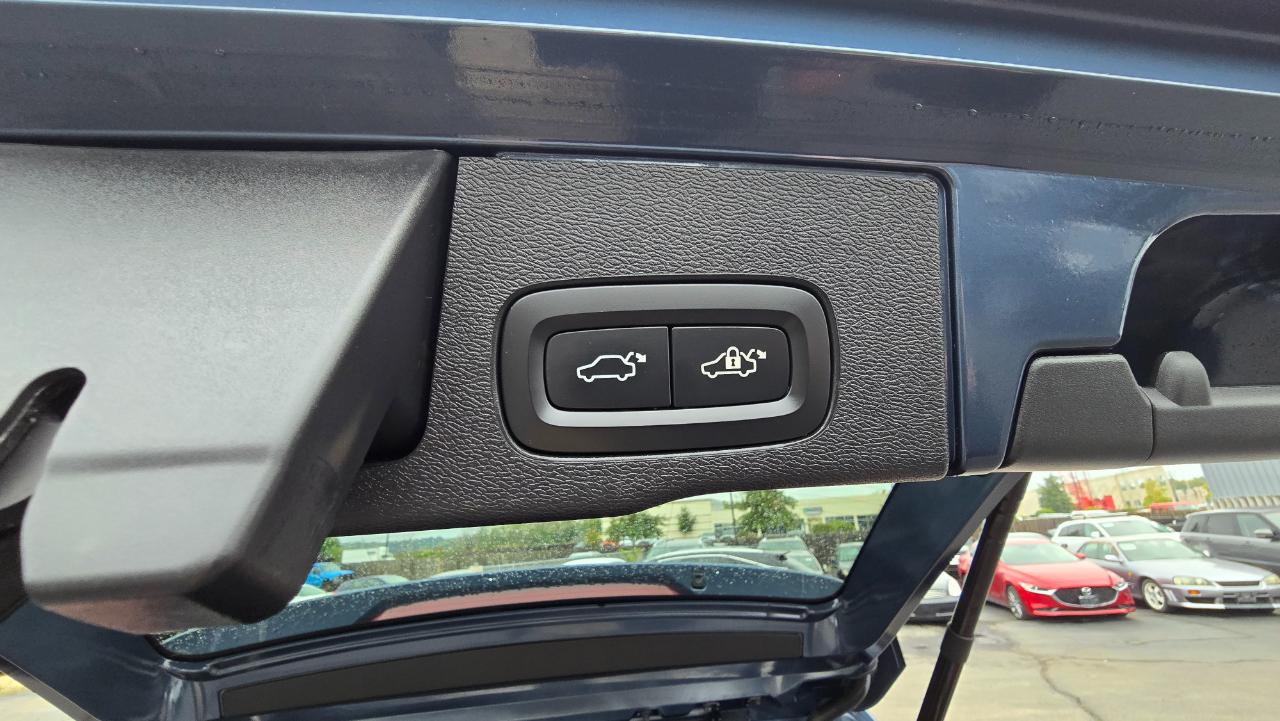 Volvo XC60 T6 Momentum AWD 2020