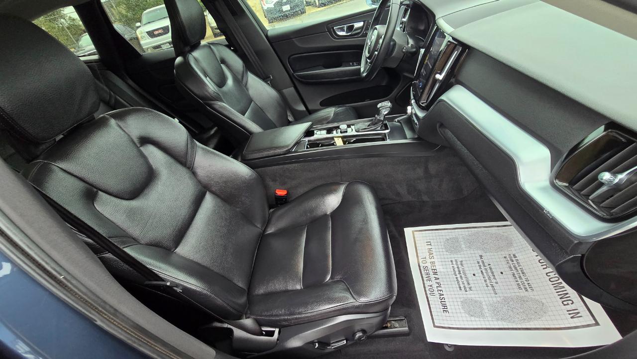 Volvo XC60 T6 Momentum AWD 2020