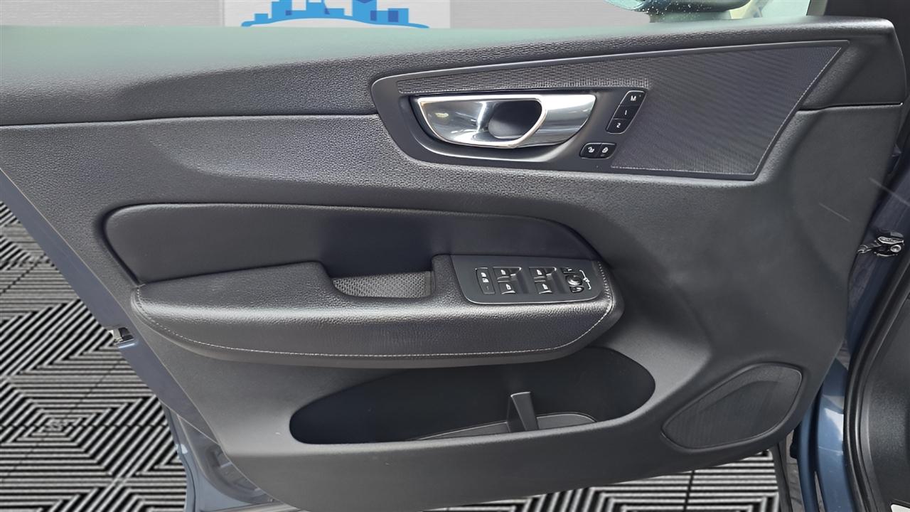 Volvo XC60 T6 Momentum AWD 2020