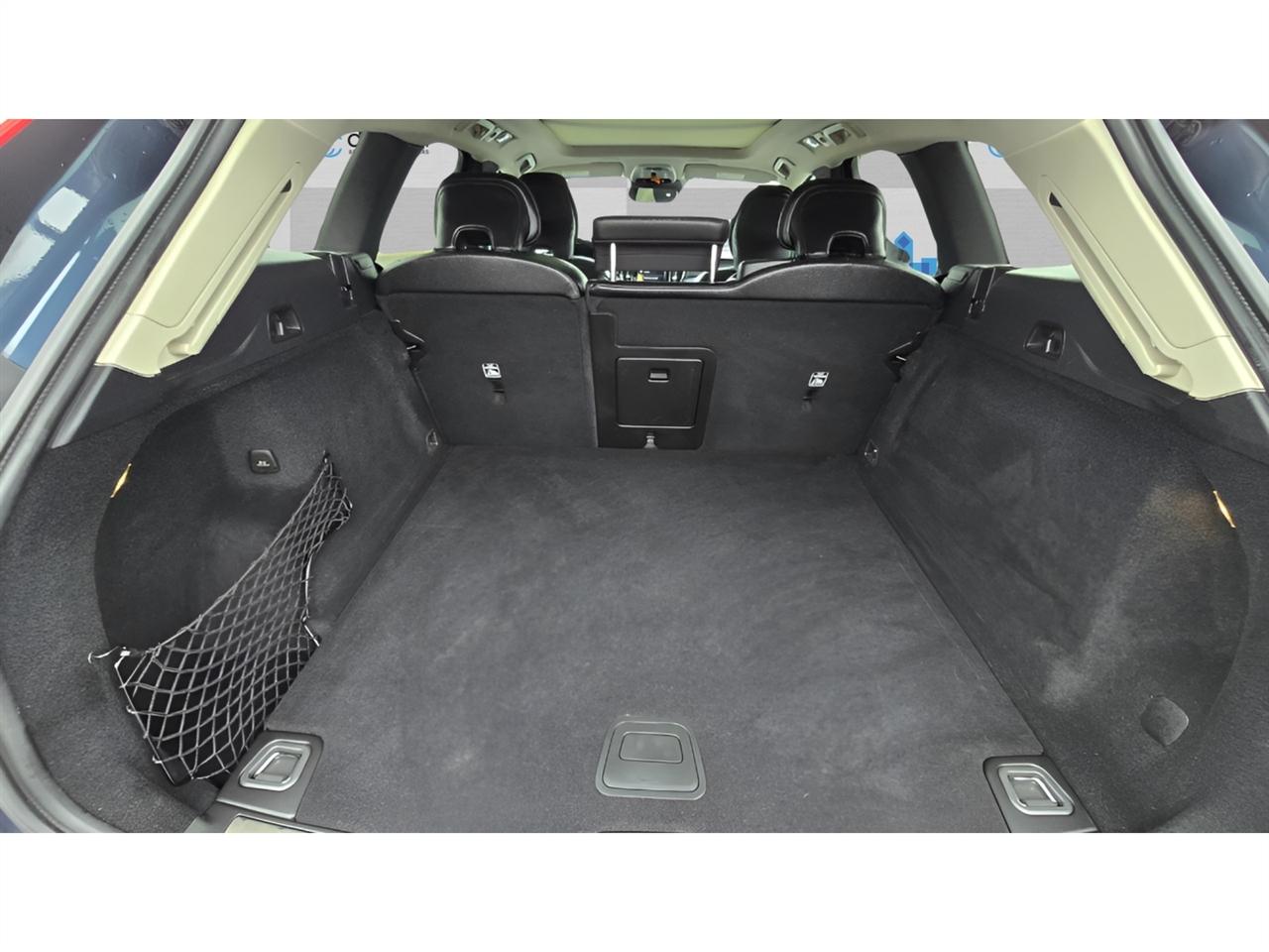 Volvo XC60 T6 Momentum AWD 2020