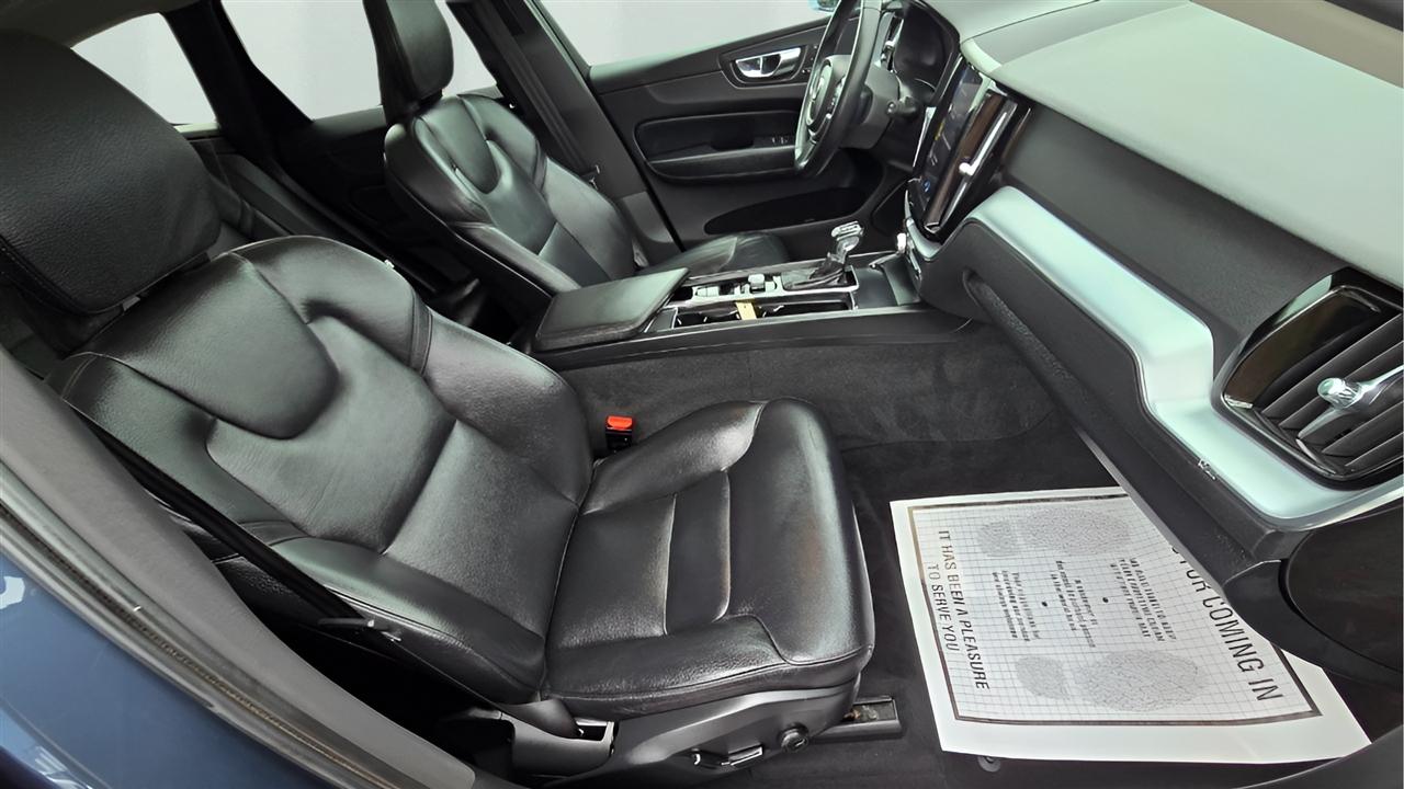 Volvo XC60 T6 Momentum AWD 2020