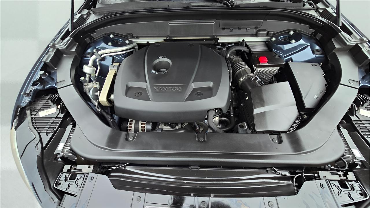 Volvo XC60 T6 Momentum AWD 2020