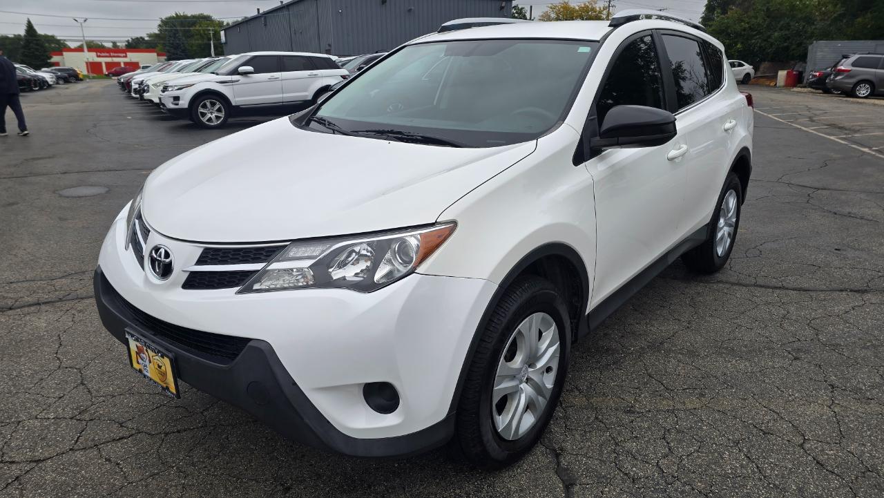 Toyota RAV4 LE AWD 2014