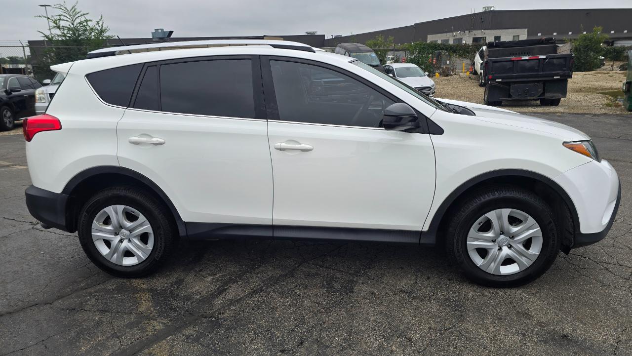 Toyota RAV4 LE AWD 2014