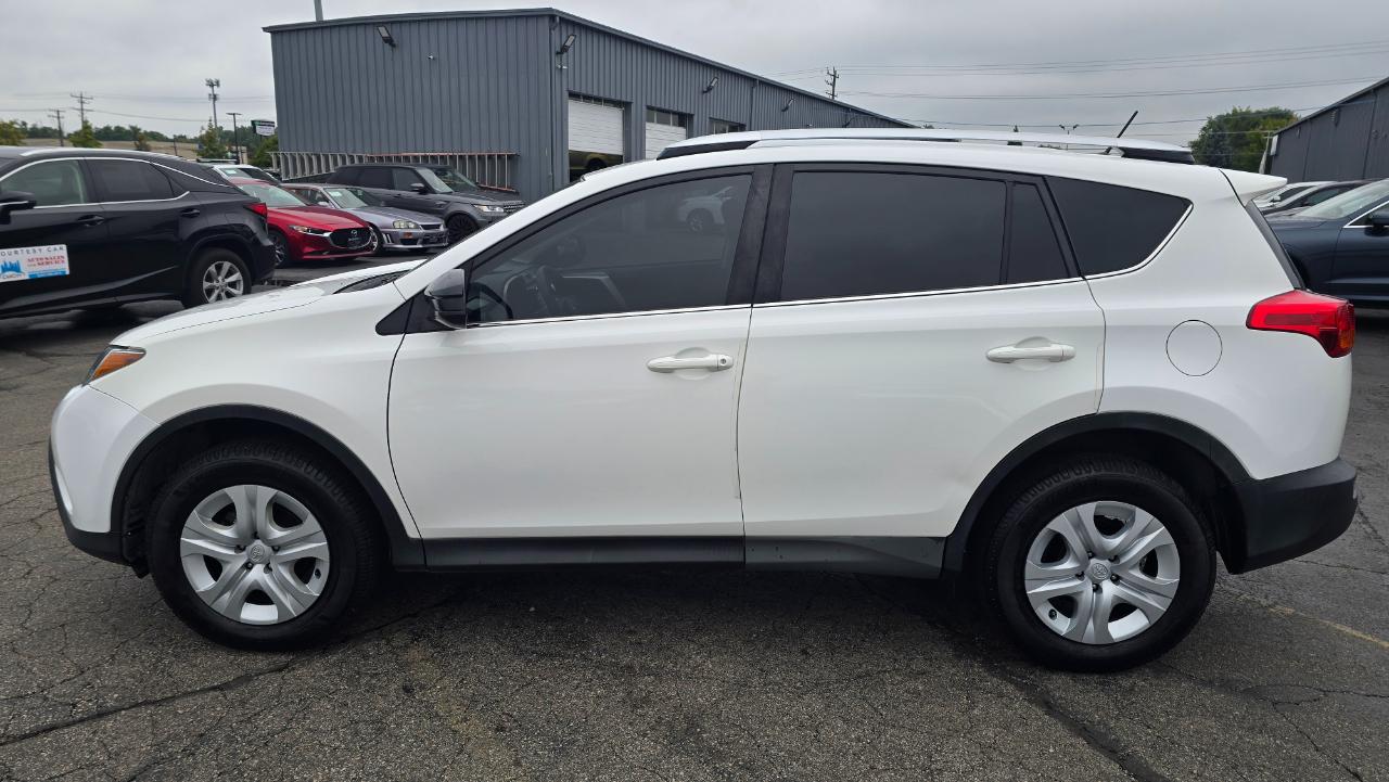 Toyota RAV4 LE AWD 2014