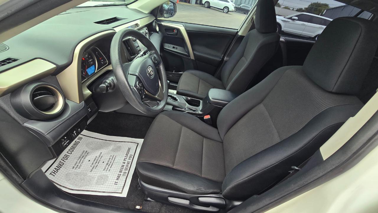 Toyota RAV4 LE AWD 2014