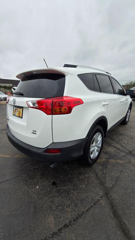 Toyota RAV4 LE AWD 2014