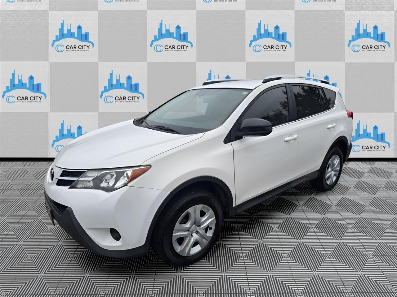 Toyota RAV4 LE AWD 2014