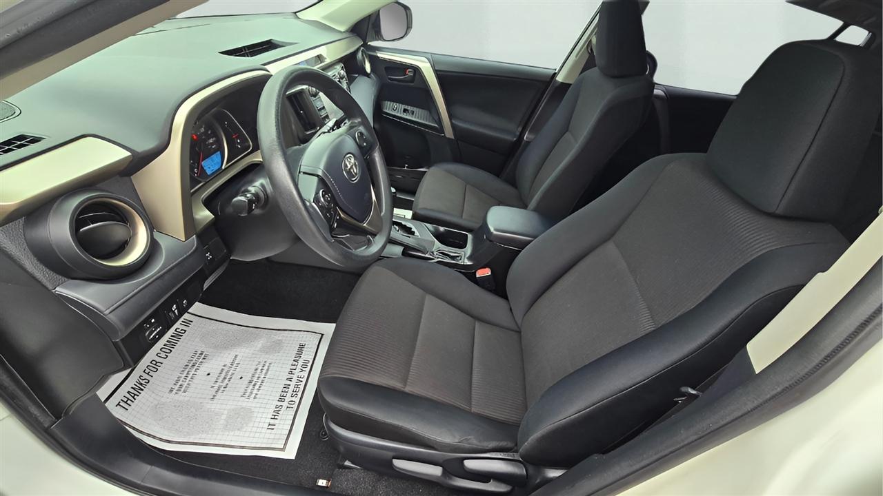 Toyota RAV4 LE AWD 2014