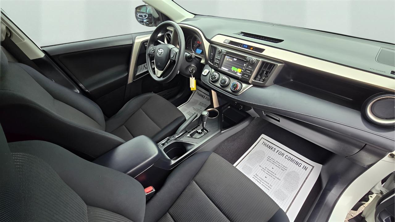 Toyota RAV4 LE AWD 2014