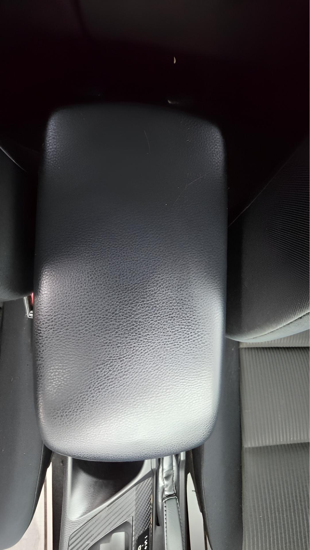 Toyota RAV4 LE AWD 2014