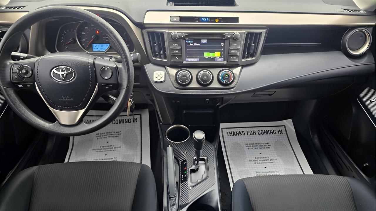 Toyota RAV4 LE AWD 2014