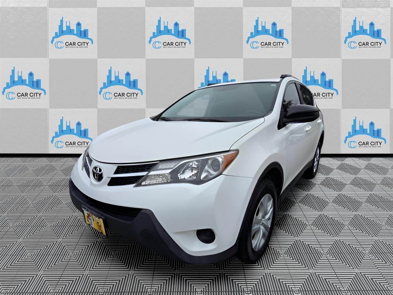 Toyota RAV4 LE AWD 2014
