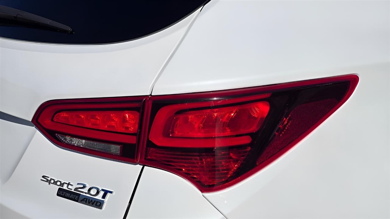 Hyundai Santa Fe Sport 2.0T AWD 2017