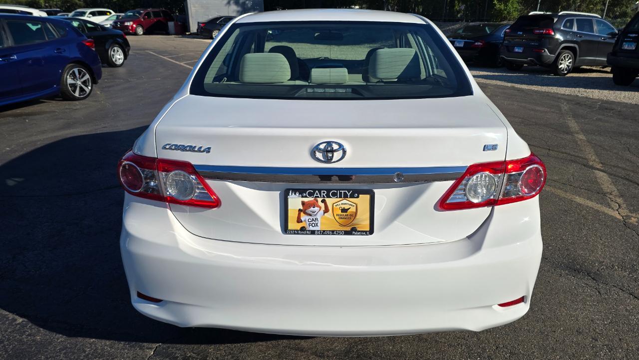 Toyota Corolla LE 2011