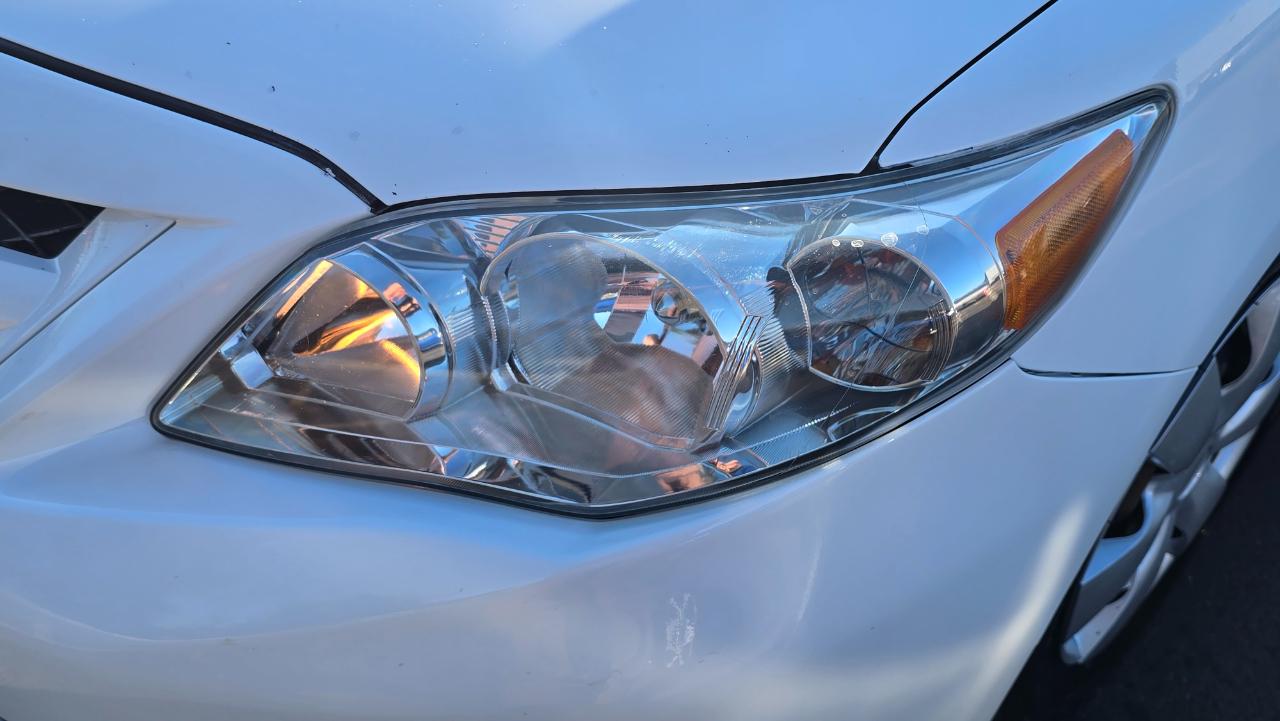 Toyota Corolla LE 2011