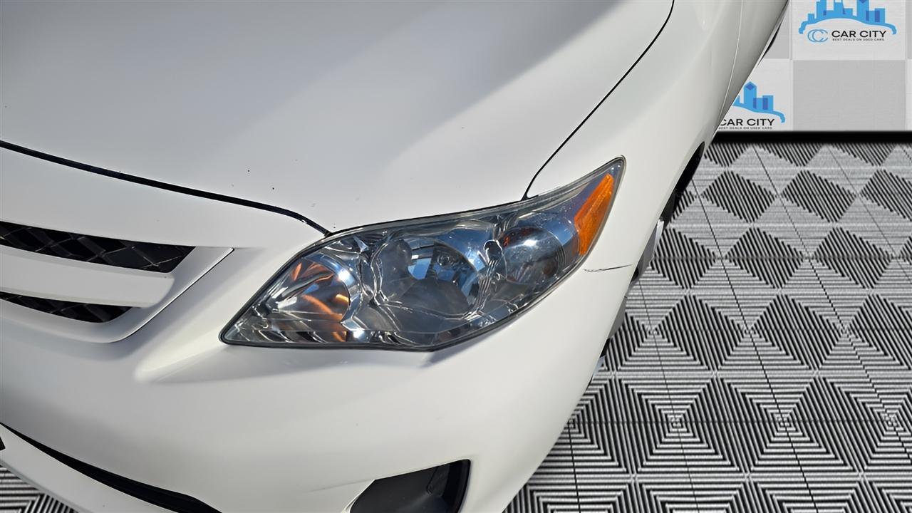 Toyota Corolla LE 2011