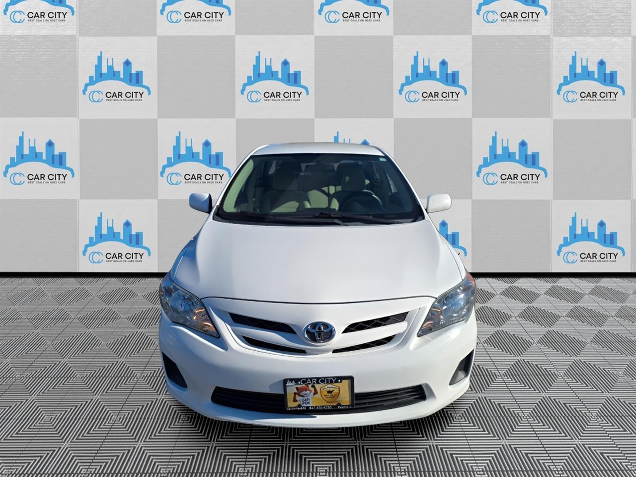 Toyota Corolla LE 2011