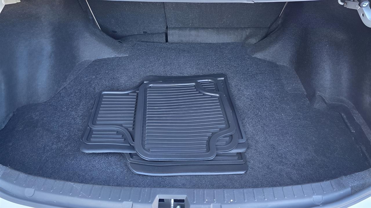 Toyota Corolla LE 2011