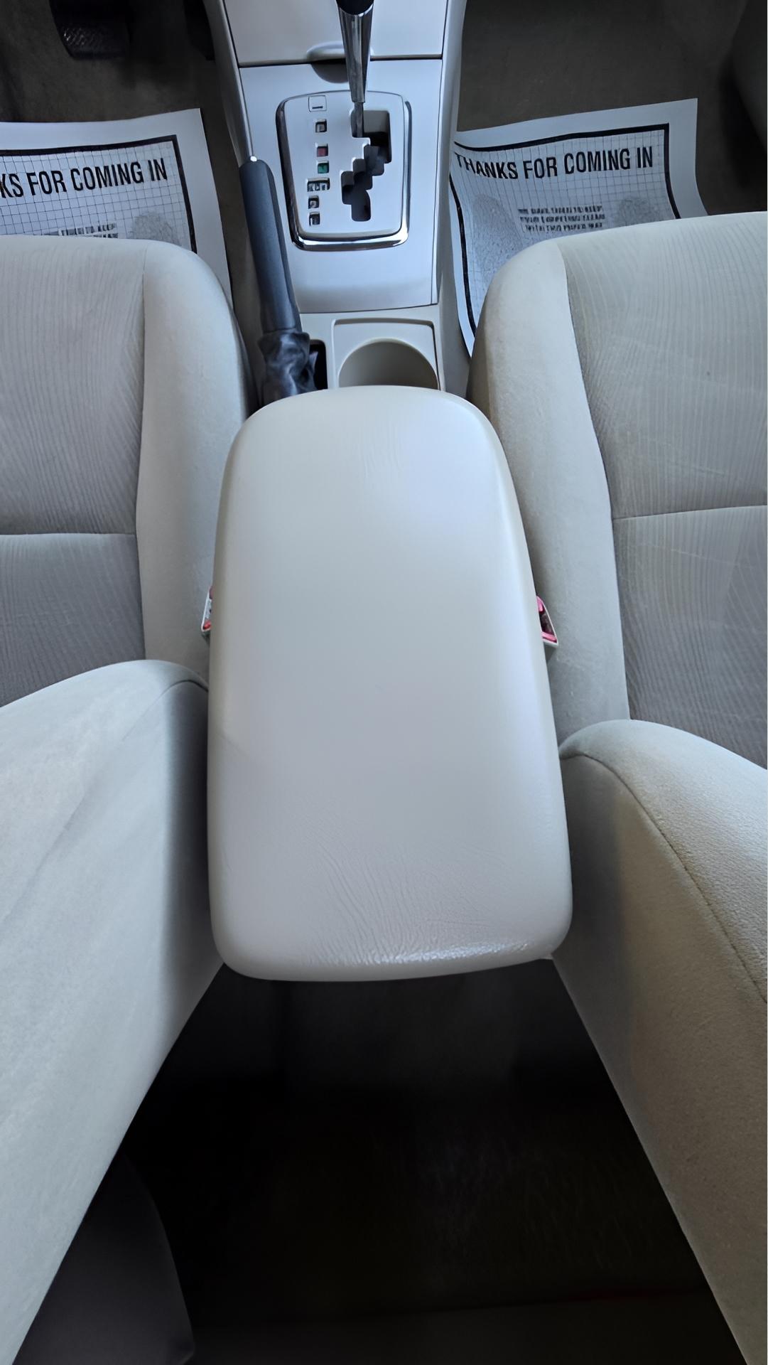 Toyota Corolla LE 2011