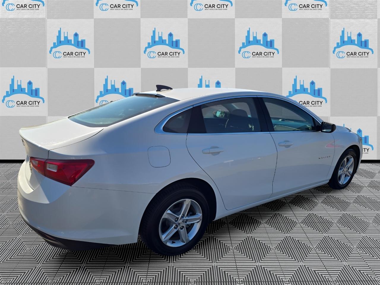 Chevrolet Malibu LS 2020