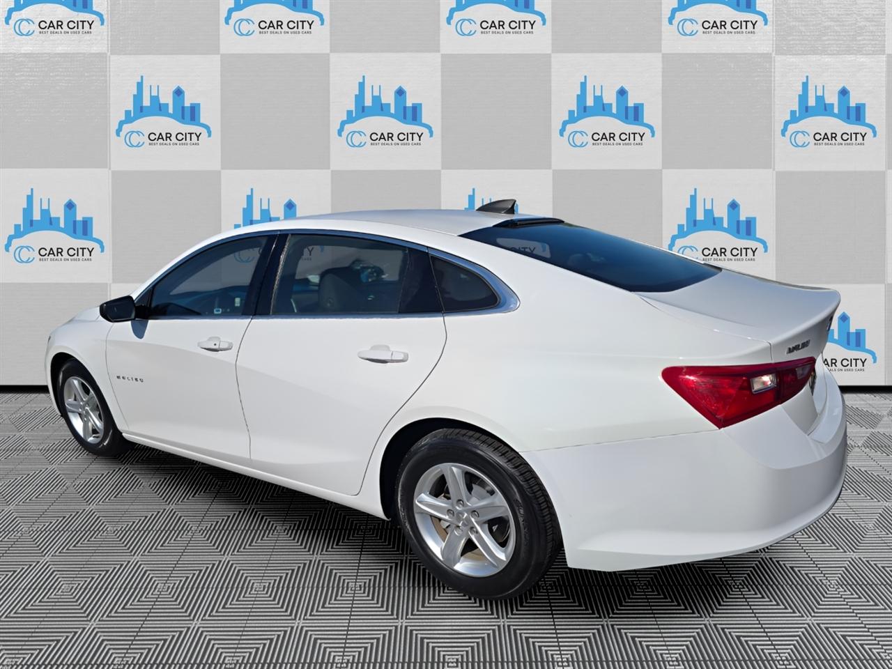 Chevrolet Malibu LS 2020