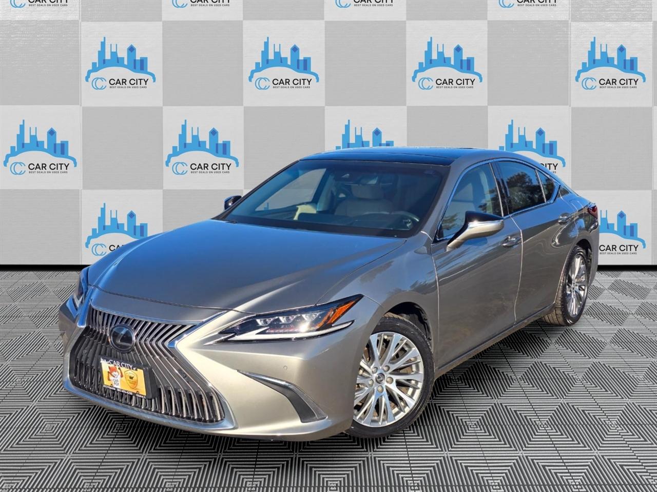 2019 Lexus ES