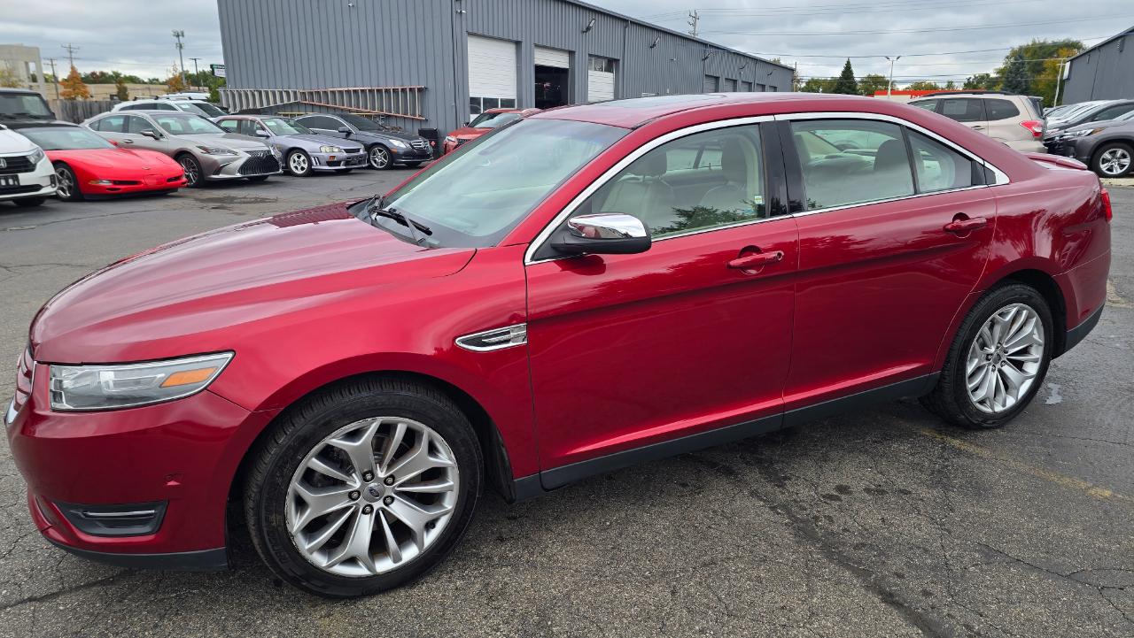 Ford Taurus Limited AWD 2013
