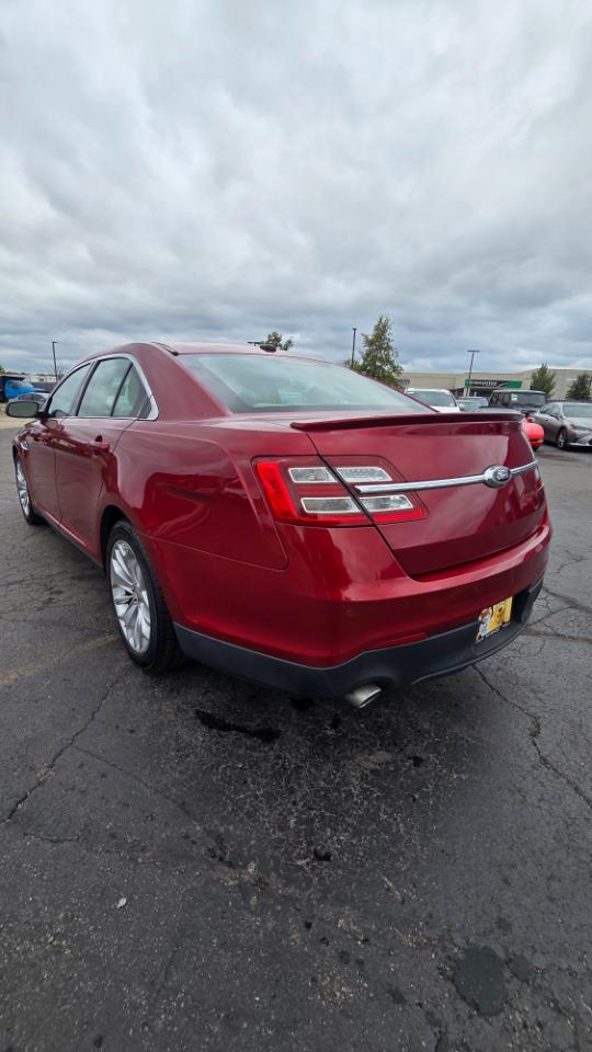 Ford Taurus Limited AWD 2013