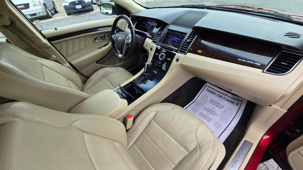 Ford Taurus Limited AWD 2013