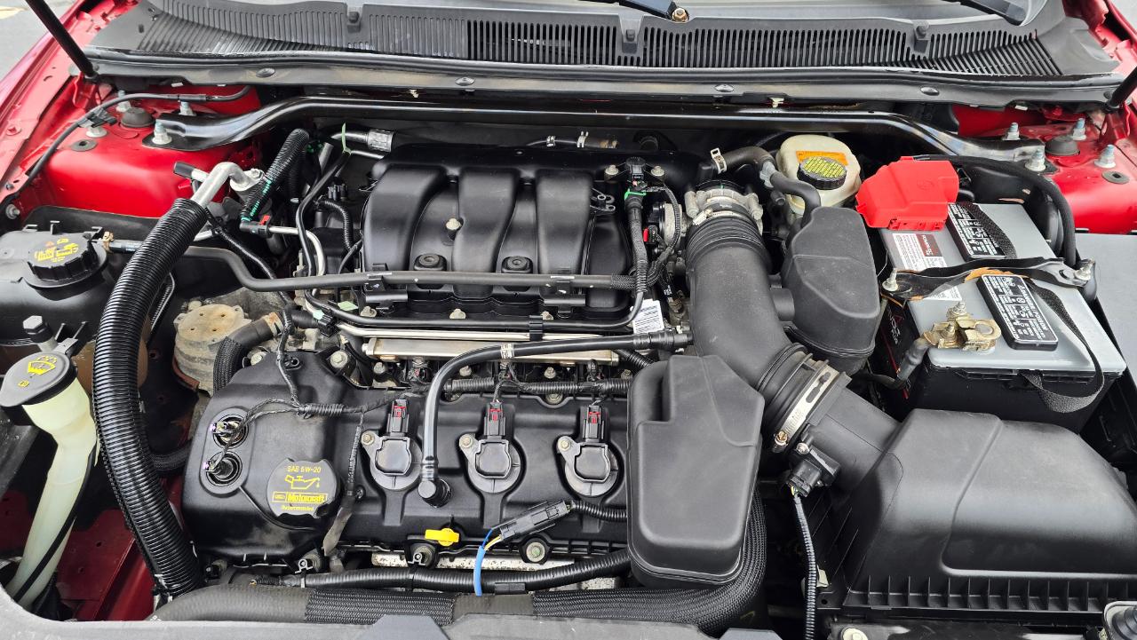 Ford Taurus Limited AWD 2013