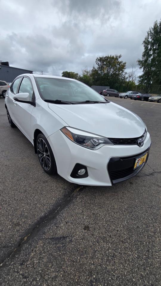 Toyota Corolla S Premium CVT 2016